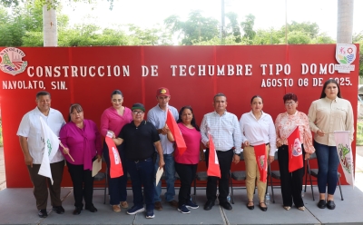 Encabeza el Alcalde de Navolato el inicio de la construcci&oacute;n de techumbre en plazuela.