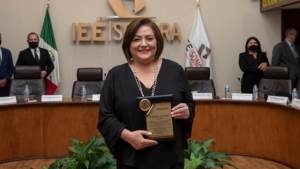 Por t&oacute;mbola eligen a consejeros y titular del INE; Guadalupe Taddei es la nueva presidenta del organismo