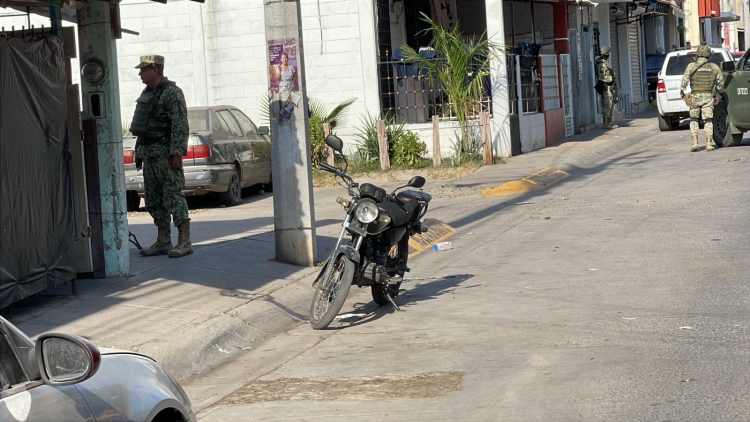 Motociclista queda herido en ataque a balazos en la colonia Infonavit Barrancos en Culiac&aacute;n