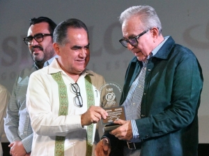 No tenemos mil millones de pesos para apoyar a la UAS con los aguinaldos: Gobernador Rub&eacute;n Rocha Moya