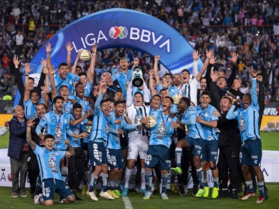 Pachuca se vuelve un hurac&aacute;n ante Toluca; los Tuzos se proclaman campe&oacute;n del Apertura 2022