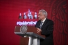 AMLO dice que se analizar&aacute; aplicar dosis anticovid de refuerzo a adultos mayores