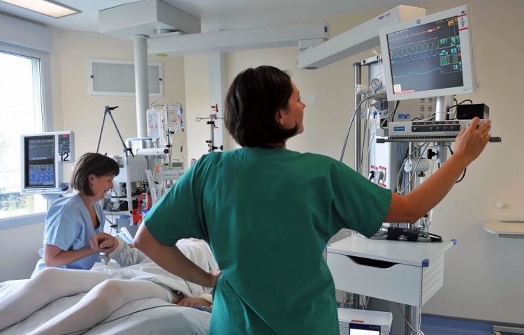Garantiza AMLO  la capacidad de atenci&oacute;n en terapia intensiva para pacientes con Covid-19