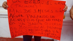 Debido a los cortes de la Japan y el alcalde, se&ntilde;alan personas que van al corriente con sus pagos