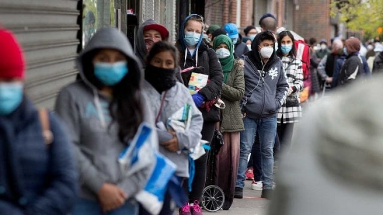 Pandemia deja menos personas en clase alta... y muchas menos en la media