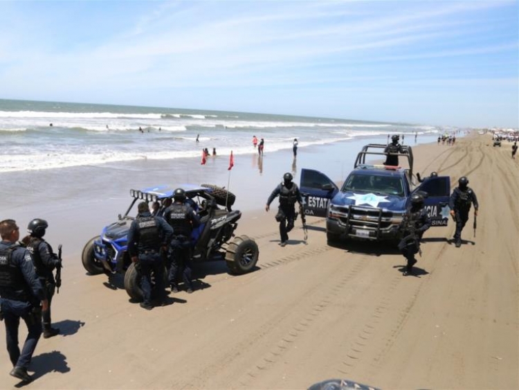Proh&iacute;ben razers y cuatrimotos en las playas en Semana Santa