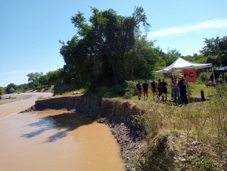 Tras d&iacute;a y medio de b&uacute;squeda, rescatan el cuerpo de Alberto de las aguas del R&iacute;o Tamazula
