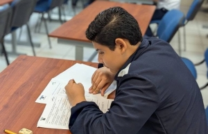 Ganan medallas en concurso nacional de f&iacute;sica estudiantes de Secundaria asesorados por investigadores de la UAS