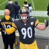 El linebacker TJ Watt rompe las reglas como el mejor pagado no quarterback de la NFL