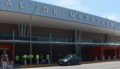 Aseguran narcoavioneta en Mazatl&aacute;n