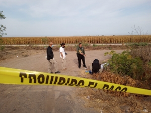 &iexcl;Emplayado! Dejan cuerpo de una persona a un lado de la carretera Culiac&aacute;n-Eldorado