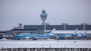 Nevada &lsquo;paraliza&rsquo; a Europa: Cancelan 940 vuelos y corridas de trenes en Par&iacute;s y &Aacute;msterdam