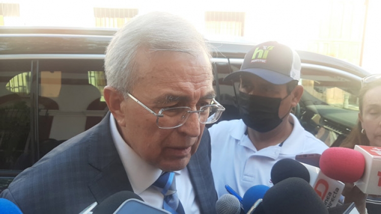 Hijos de polic&iacute;a C&eacute;sar Gonz&aacute;lez no quedar&aacute;n desamparados, se compromete el Gobernador RRM