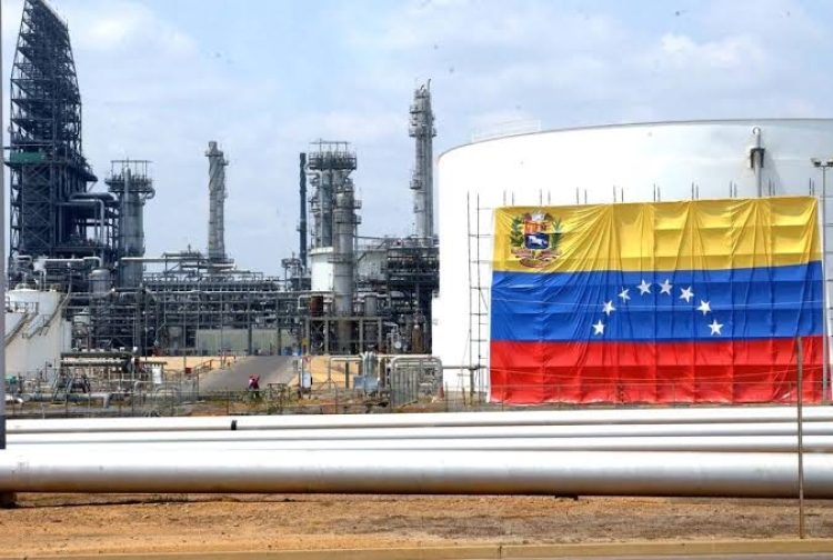 Venezuela entregar&aacute; de 30 a 50 millones de barriles de petr&oacute;leo a EEUU: Trump