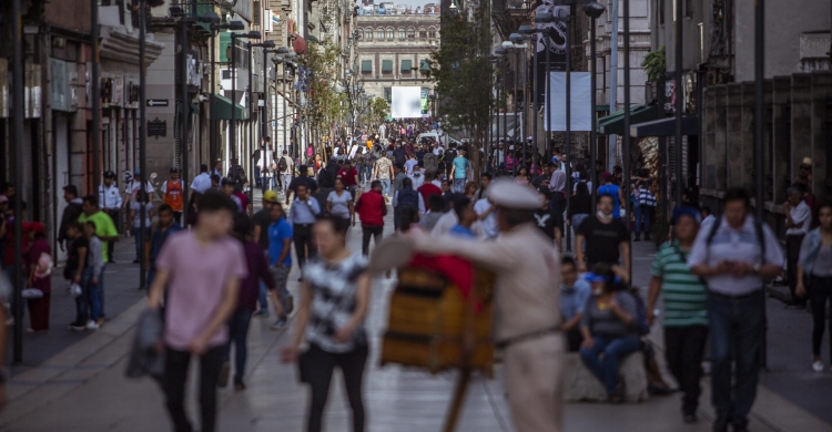 Un a&ntilde;o despu&eacute;s&hellip; los mexicanos ya por fin perciben que la pandemia va a la baja