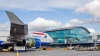 Ciberataque colapsa aeropuertos de Europa; Bruselas pide cancelar los vuelos del lunes