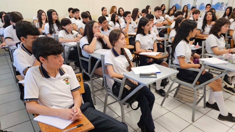 Hoy iniciar&aacute;n nuevo semestre poco m&aacute;s de 63 mil estudiantes en los 103 planteles de bachillerato de la UAS