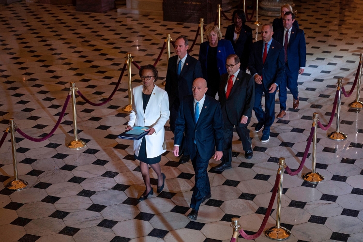 En el Senado de EU da comienzo el juicio pol&iacute;tico contra Trump