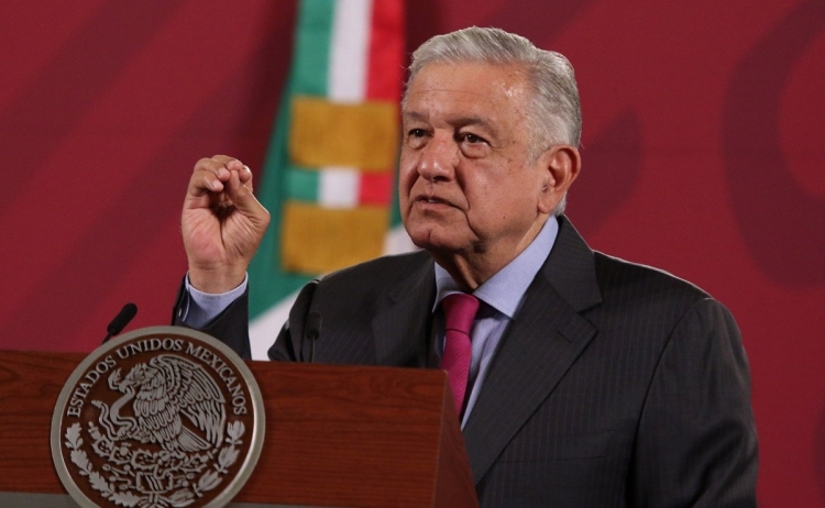 Diciembre registr&oacute; ca&iacute;da de 300 mil empleos; Tec de Monterrey, primer lugar en despidos: AMLO