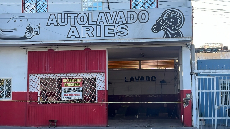 Asesinan a un hombre en un autolavado en el fraccionamiento Villa Colonial en Culiac&aacute;n
