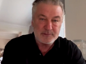 Retiran cargos contra Alec Baldwin, tras homicidio involuntario en &lsquo;Rust&rsquo;