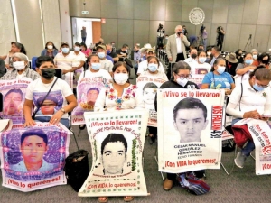 Video evidencia manipulaci&oacute;n en caso Ayotzinapa; estuvo oculto siete a&ntilde;os