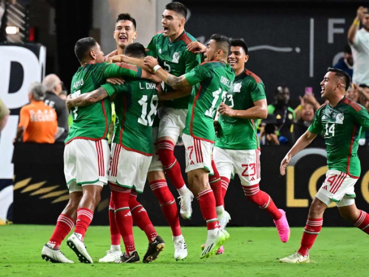 Selecci&oacute;n Mexicana golea a Jamaica y pasa a la Final de la Copa Oro; se enfrentar&aacute; a Panam&aacute;