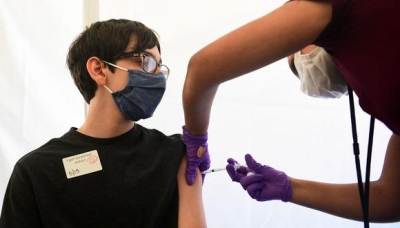 Estados Unidos exigir&aacute; vacuna contra Covid-19 a solicitantes de residencia permanente