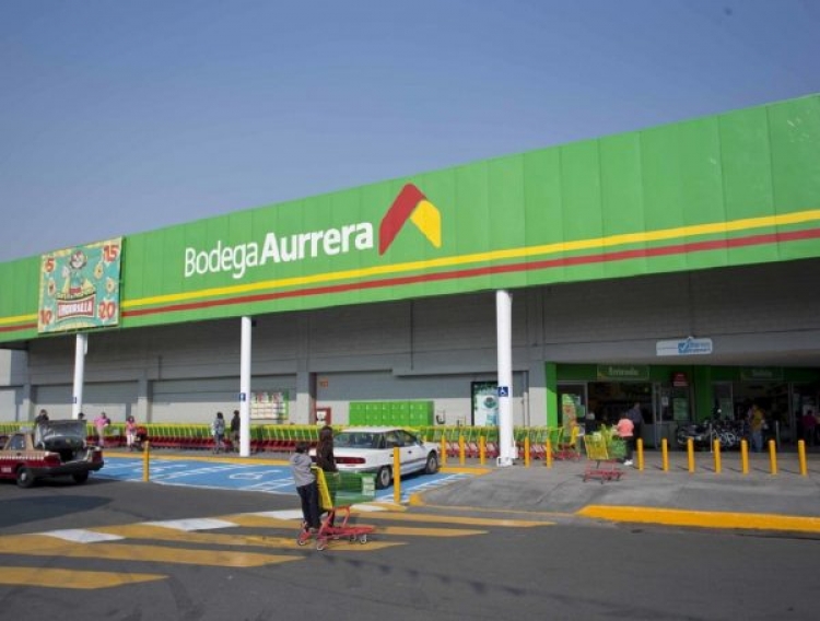 No lo dejan entrar al s&uacute;per sin cubrebocas y le dispara al guardia
