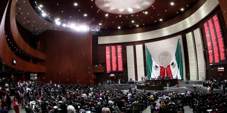 Vacaciones Dignas: Senadores y diputados llegan a un acuerdo, se mantienen 12 d&iacute;as continuos