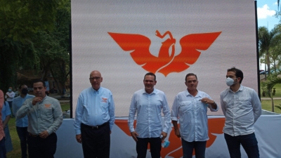 Pagan QOC cuotas pol&iacute;ticas con FIAT de notarios