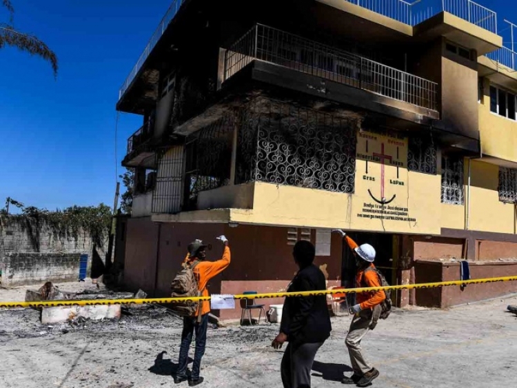 Tr&aacute;gico incendio en orfanato de Hait&iacute;, mueren 15 ni&ntilde;os