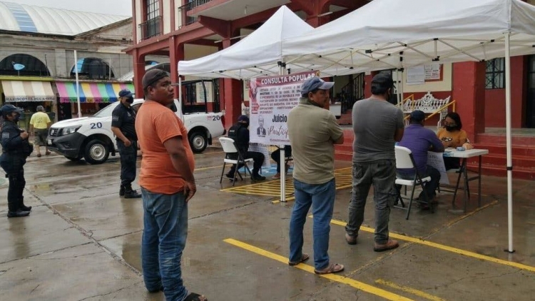 Militantes de Morena y PT realizan su propia consulta para enjuiciar a tres ex presidentes