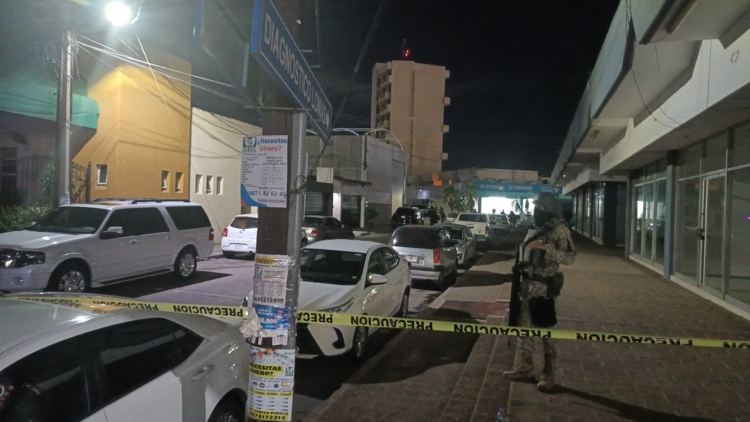 Un velador es asesinado en una plaza comercial de Lomas del Bulevard