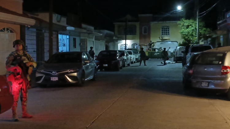 RESUMEN: 2 personas asesinadas, una 'levantada' y 15 autos robados en Sinaloa, el saldo rojo del 23 Marzo 2026