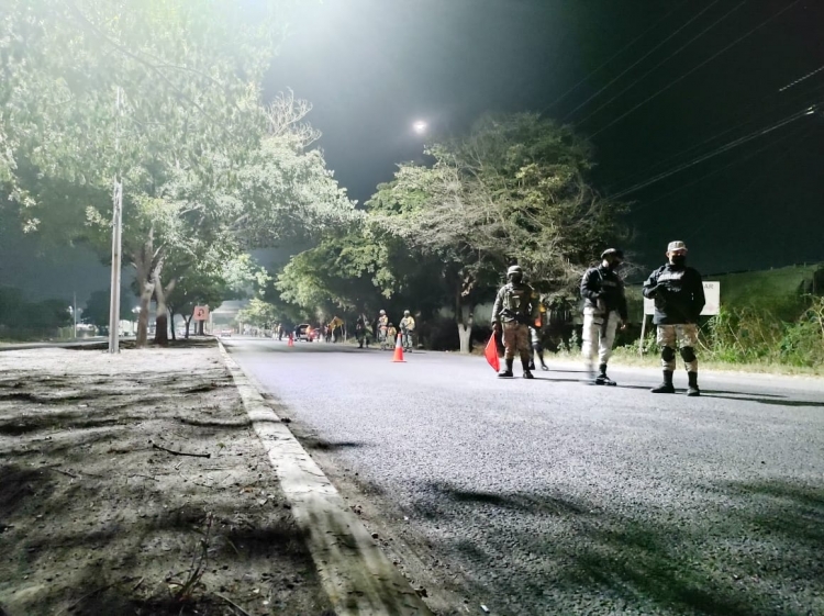 Colocan retenes militares en las entradas y salidas de la ciudad