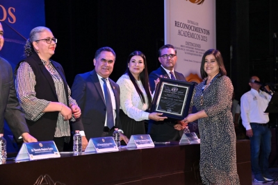 Reconoce la UAS a docentes, investigadores y administrativos por su servicio y trayectoria