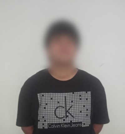Sedena, Guardia Nacional y Polic&iacute;a Estatal aseguran a hombre armado