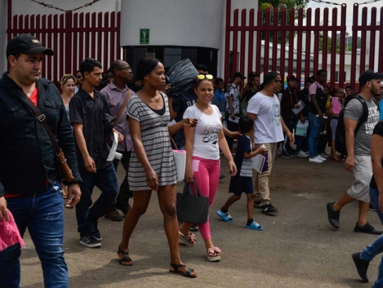 Por mal desempe&ntilde;o laboral en el INM 893 funcionarios son despedidos