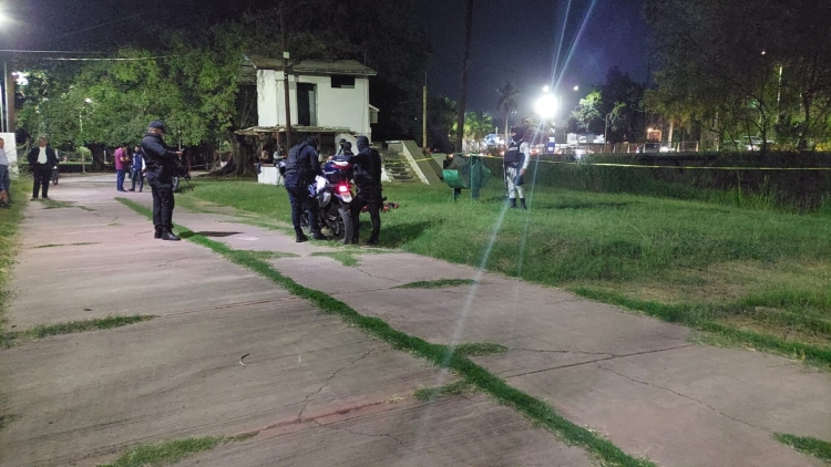 Flota cad&aacute;ver en el R&iacute;o Tamazula, de Culiac&aacute;n
