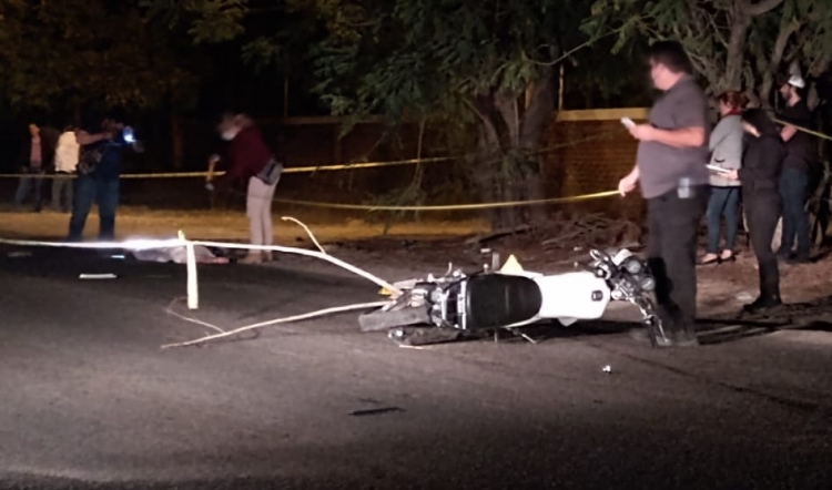Muere motociclista en choque por alcance sobre la carretera Culiac&aacute;n-Sanalona