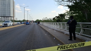 Detienen a presunto delincuente en persecuci&oacute;n y choque en Culiac&aacute;n
