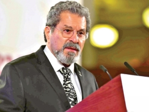 La Marina tendr&aacute; el control del AICM; aduanas y migraci&oacute;n