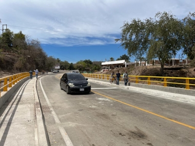 Ordena Rocha abrir a la circulaci&oacute;n Puente de El Quelite