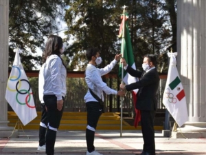 Abanderan a la delegaci&oacute;n ol&iacute;mpica de invierno de Beijing 2022