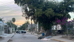 Asesinan a balazos a 2 motociclistas en la Comisar&iacute;a de Bellavista, en Culiacancito