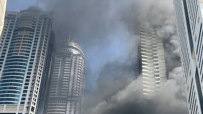 Evac&uacute;an a m&aacute;s de 3 mil personas de un edificio en Dub&aacute;i