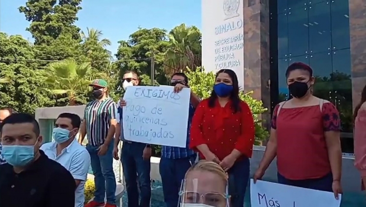Denuncian maestros a la SEPyC por robo de quincenas trabajadas