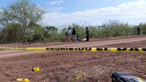 Hallan ejecutado a un joven en camino vecinal de Costa Rica, en Culiac&aacute;n