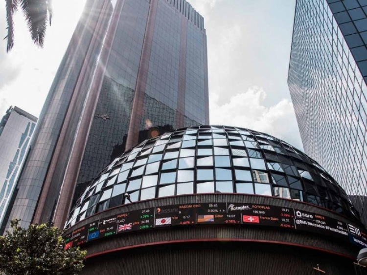 Bolsa Mexicana comienza el d&iacute;a con una ca&iacute;da de 2.22%